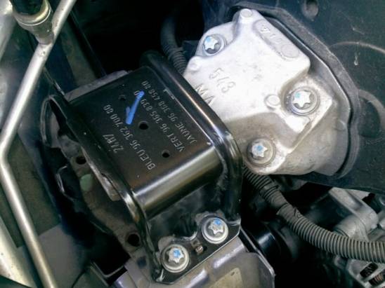 Подушка двигателя Ситроен С4: как диагностировать поломку и заменить изношенную деталь.