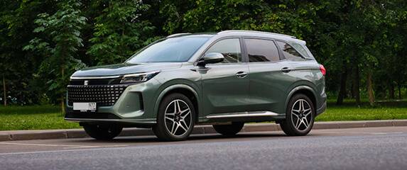 Рассуждения о рестайлинге EVOLUTE i‑SPACE и летний фотосет