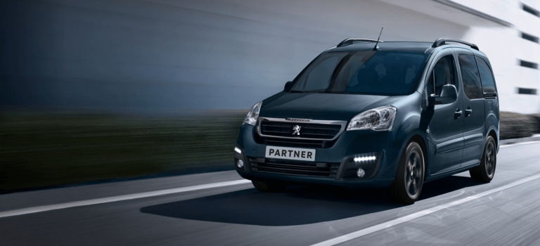 НОВЫЙ КОМПАКТВЭН PEUGEOT PARTNER CROSSWAY