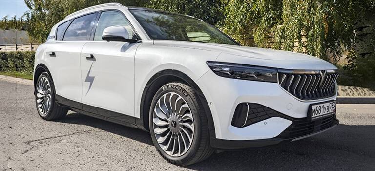 Электрошик VOYAH FREE&nbsp;EV. Тест-драйв Сергея Мишина