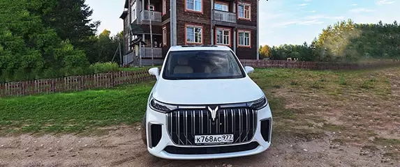 Что собой представляет люксовый китайский микроавтобус Voyah Dream за&nbsp;10 миллионов рублей