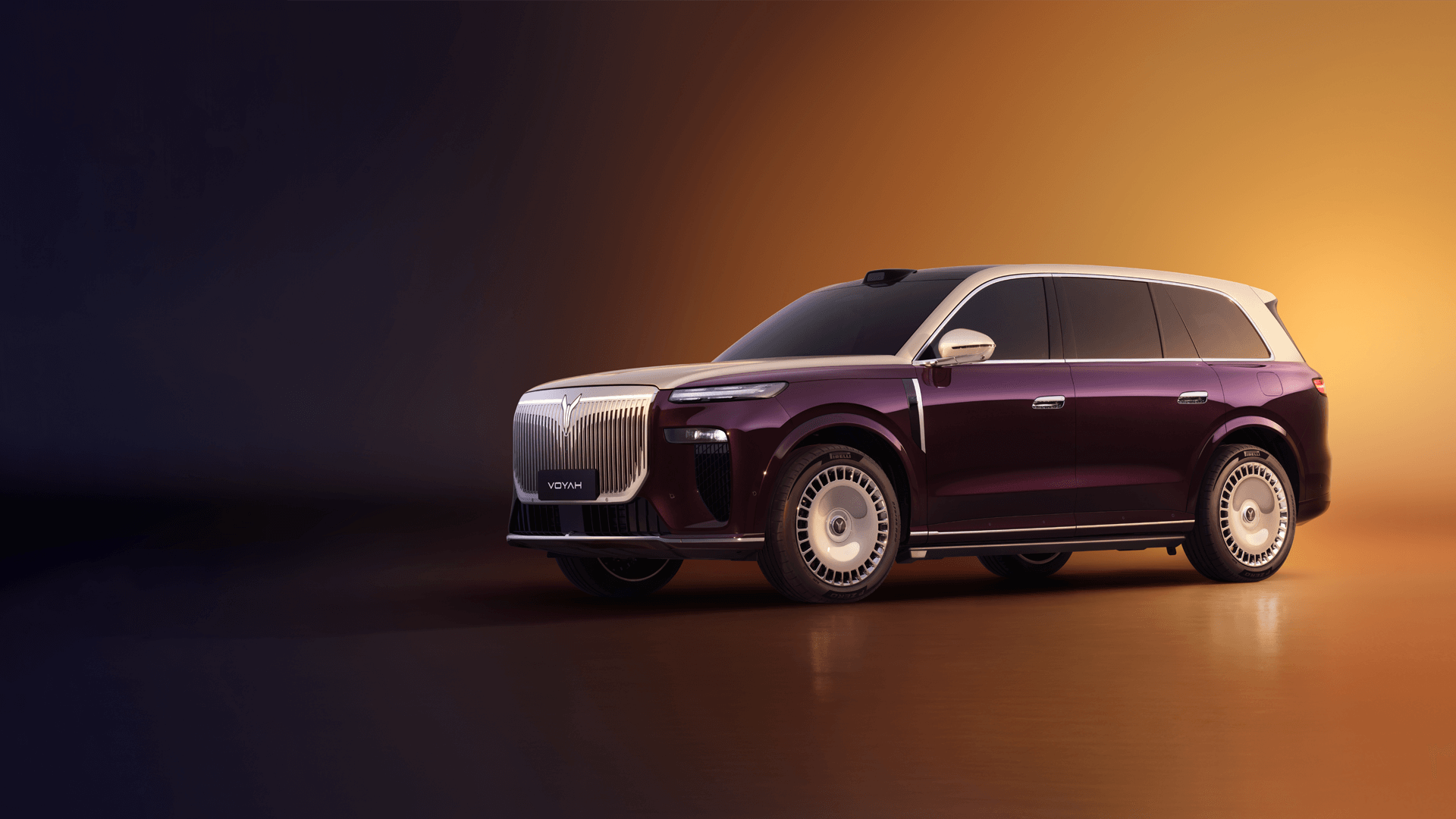 <div class="h2">НОВЫЙ ФЛАГМАНСКИЙ ПОЛНОРАЗМЕРНЫЙ ГИБРИДНЫЙ SUV</div><p style="font-weight: 600;">VOYAH&nbsp;TAISHAN</p>